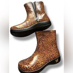 Alegria Climatease SZ 42 /11 Leopard Ankle Rain Women's Boots